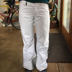 Arcteryx Women’s ski pants XS white